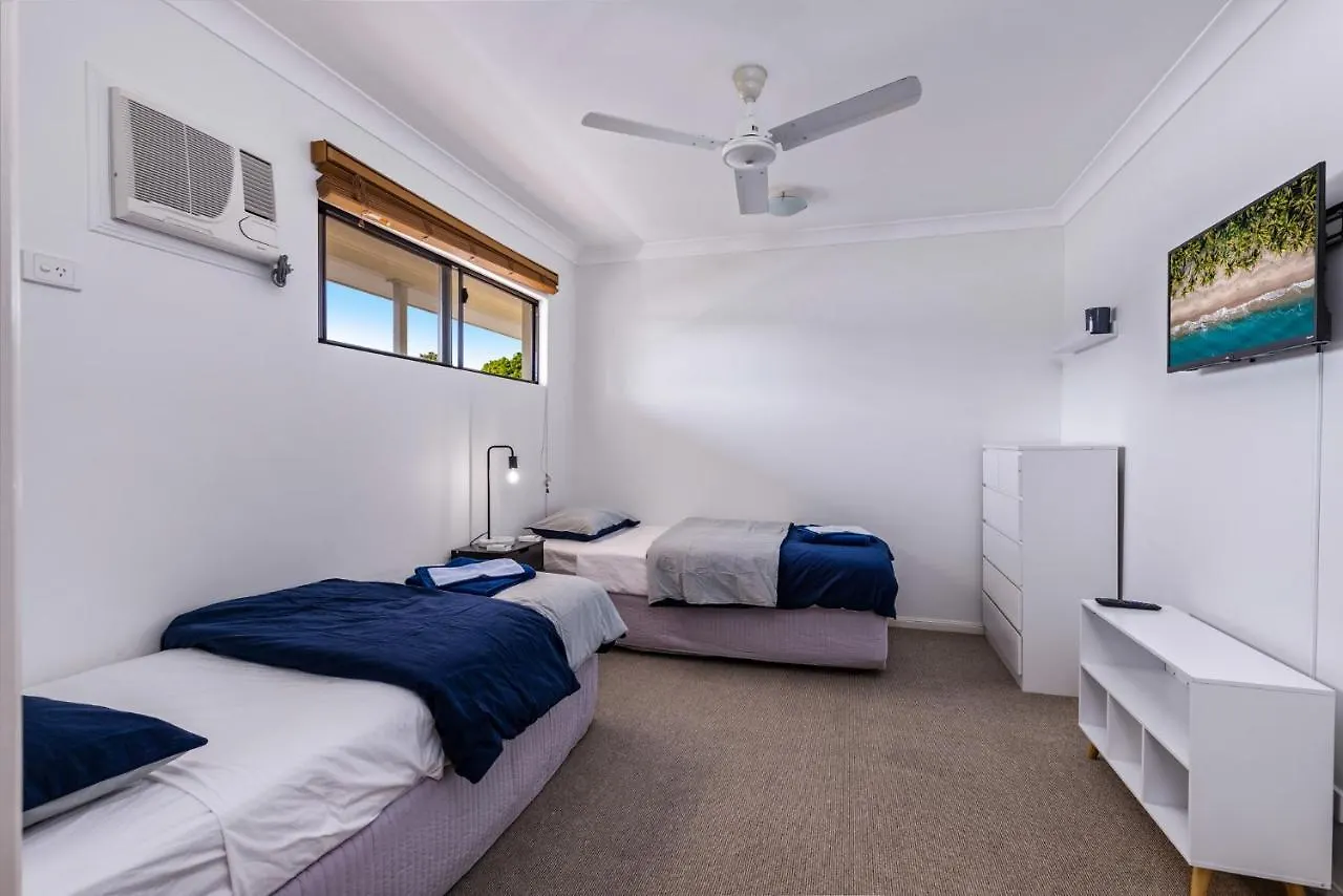 Zion Escapes Retreat On Pease, City Edge Family Apartment Westcourt